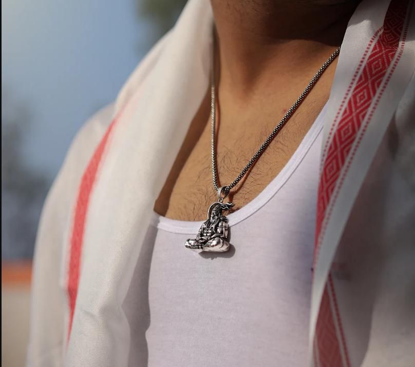 Hanuman Ji Meditetion Raksha Kavach Pendant
