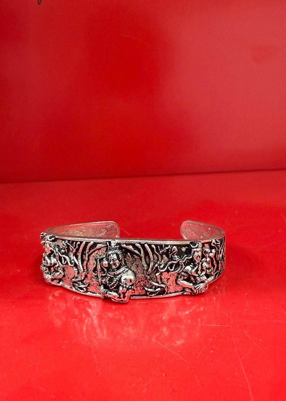 Silver Shiva Bracelet - Get Mahadev's Blessing and Strength