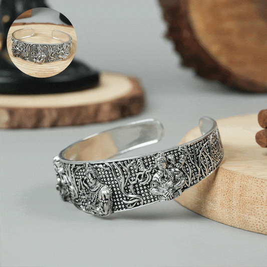 Silver Shiva Bracelet - Get Mahadev's Blessing and Strength